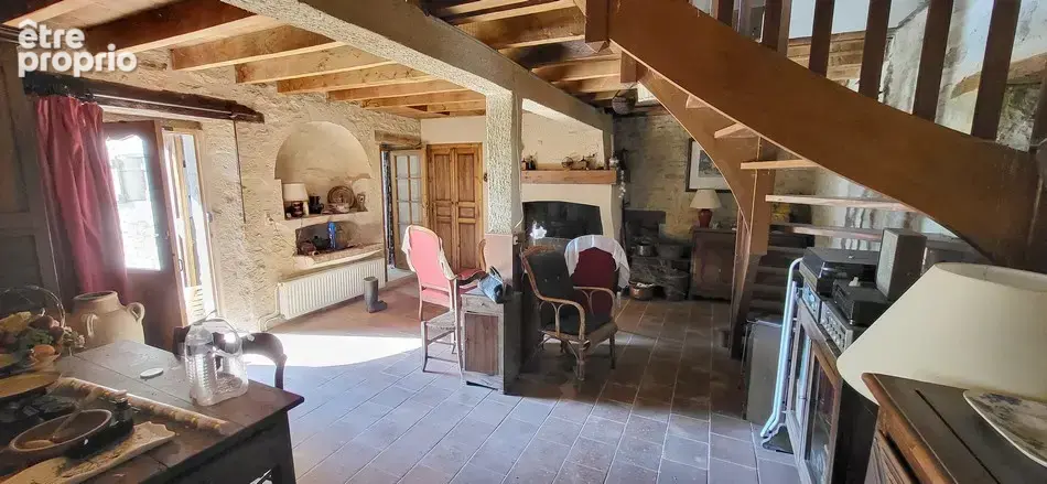 Ensemble immobilier en pierre avec jardin - photo 11