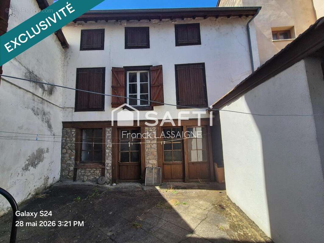 Maison 229 m² à Ambert  - photo 2