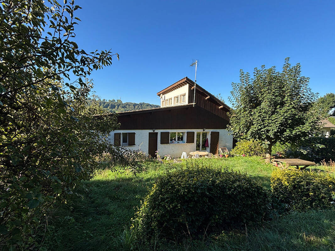 Maison à SANSAC-DE-MARMIESSE