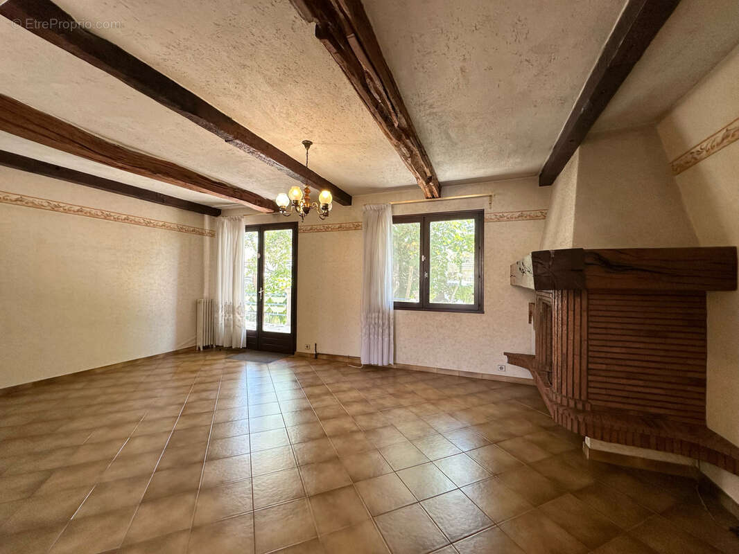 REIMS - Ensemble immobilier secteur AV. DE LAON / BLVD DES BELGES - photo 3