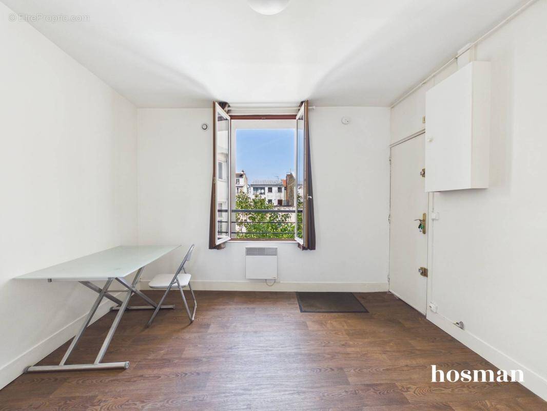 Appartement à PARIS-18E