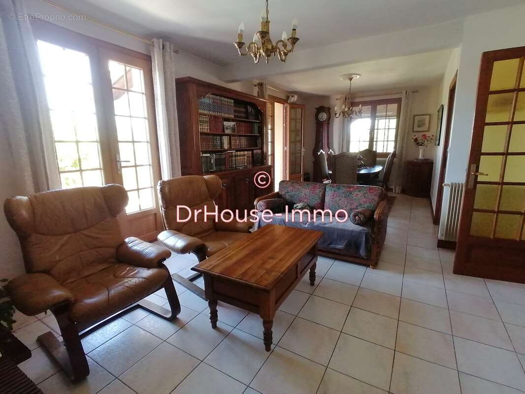 Maison à SAINT-CERE