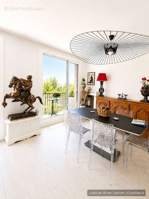 ANTONY – Fontaine Michalon  2/3 pièces 56,5 m² entièrement rénové – DPE D – Balcon 10 m² – Parking – Cave – RER B à 5 min - photo 5