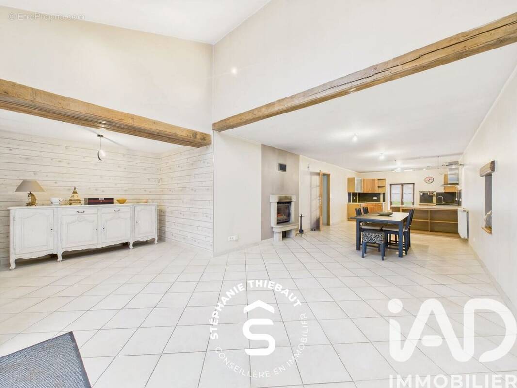 Photo 1 - Maison à AVRAINVILLE