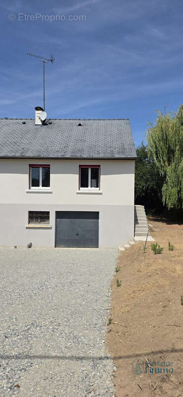 Maison à BRIOLLAY