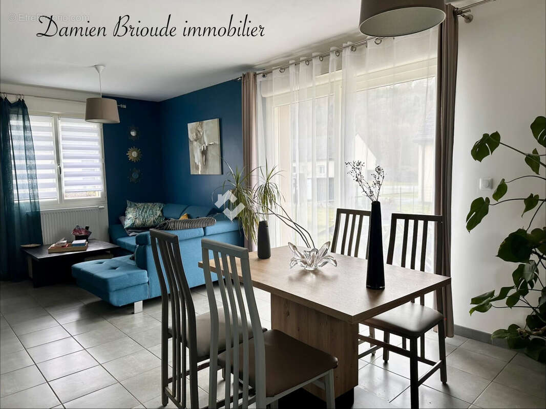 Maison à CHAMPS-SUR-TARENTAINE-MARCHAL