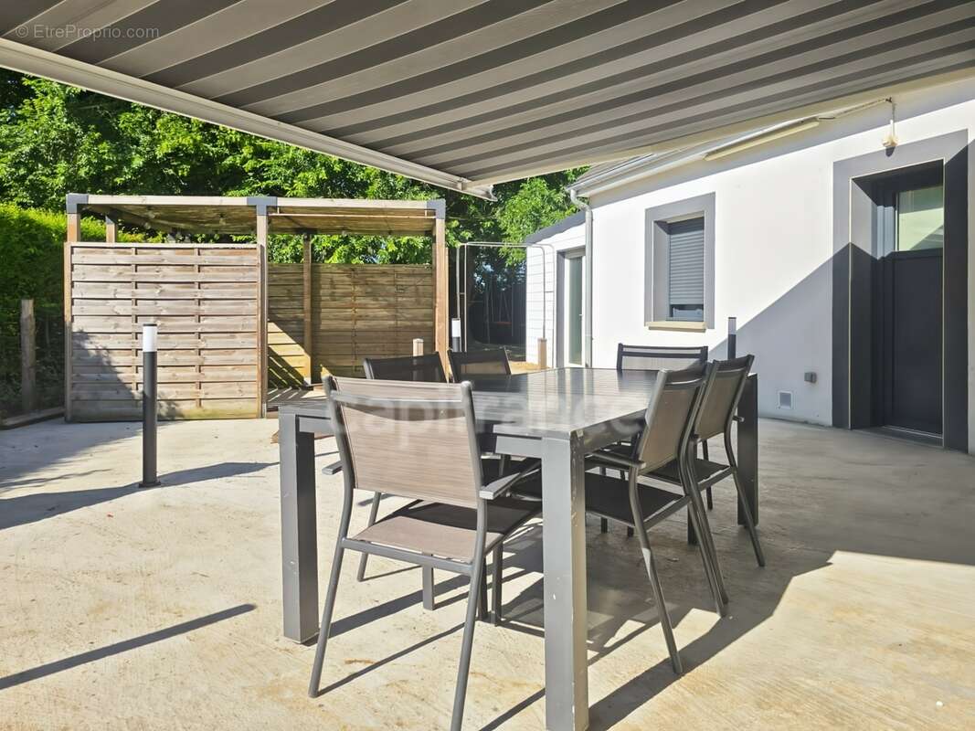 Pavillon contemporain de 151 m² avec 4 chambres dont une suite parentale à 10 min du Mans - photo 4