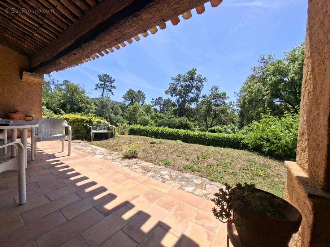 Magnifique propriete de charme - 160 m2 - 5 pieces- le muy - photo 4