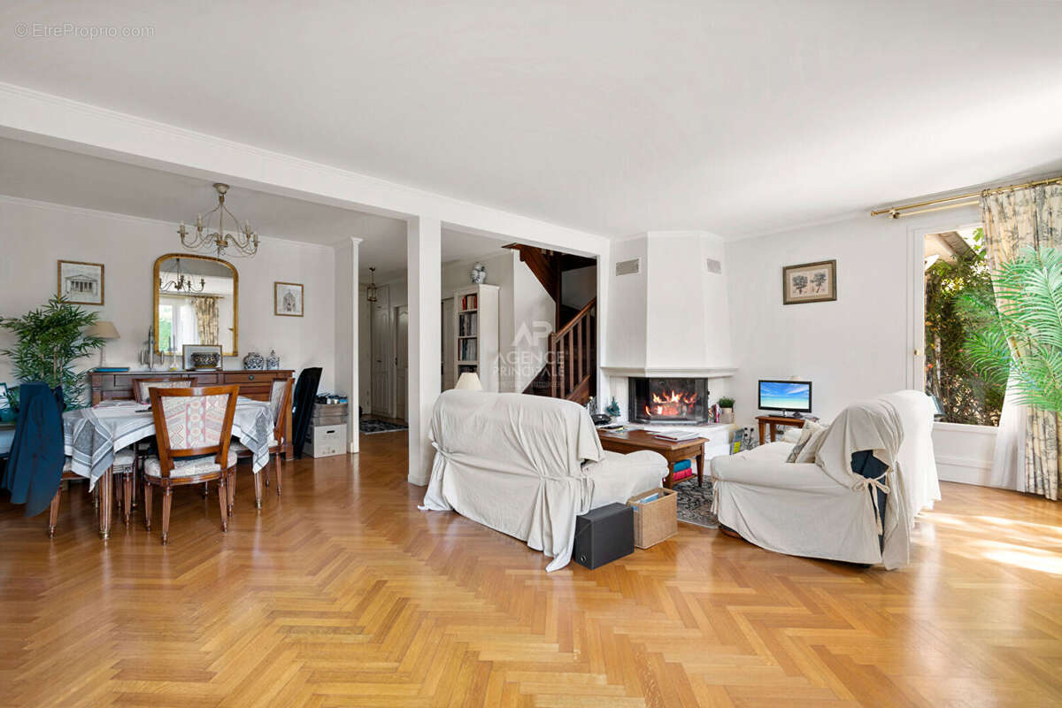 Maison à SAINT-GERMAIN-EN-LAYE