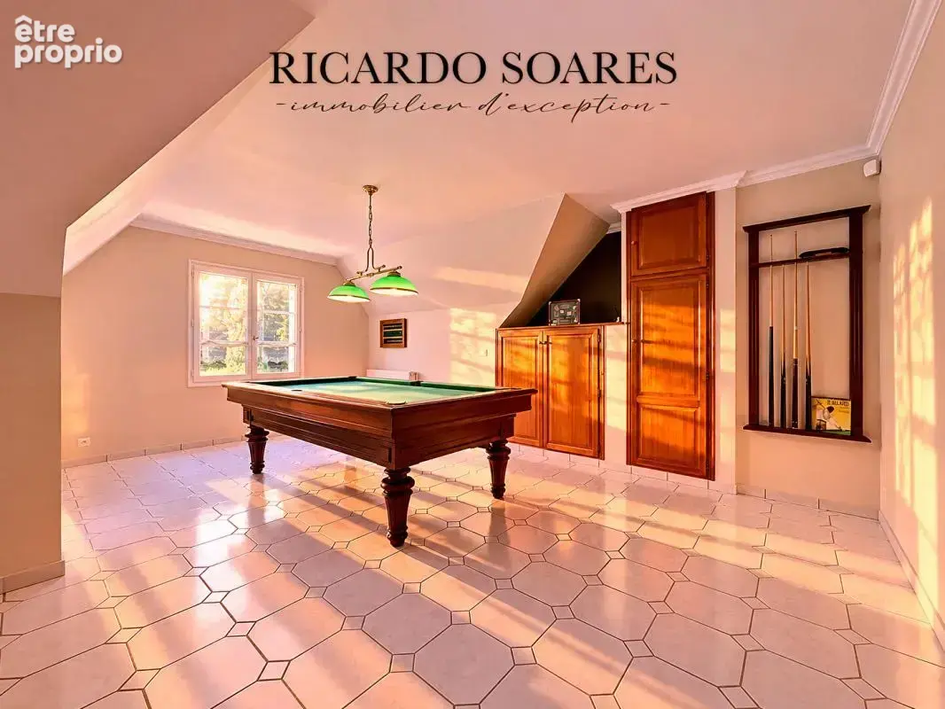 60700 pont-sainte-maxence - maison familiale 195 m² au sol / 4/5 chambres / piscine / dépendance 50 m² / terrain 1876 m² - photo 8