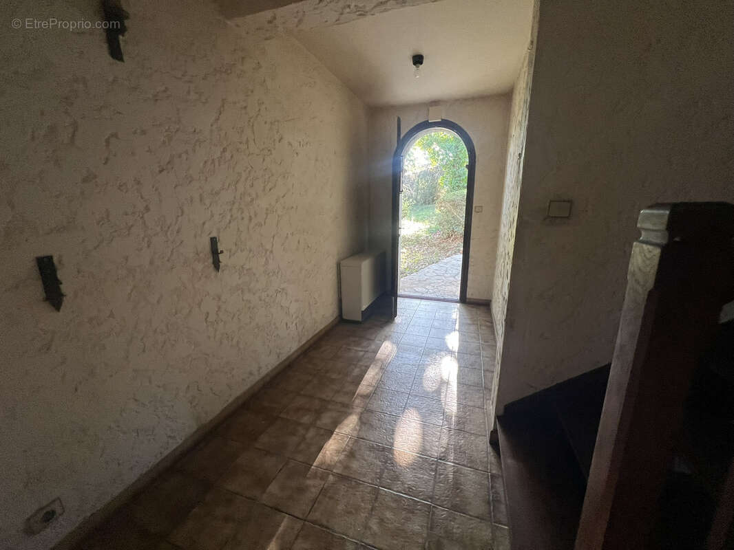 Maison familiale de caractère sur vaste terrain arboré - photo 3