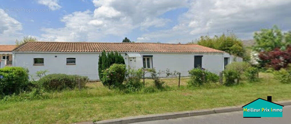 Maison à BOIS-DE-CENE