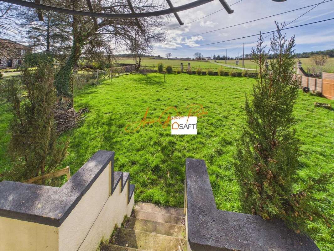 Maison 145 m² à Mareuil  - photo 3