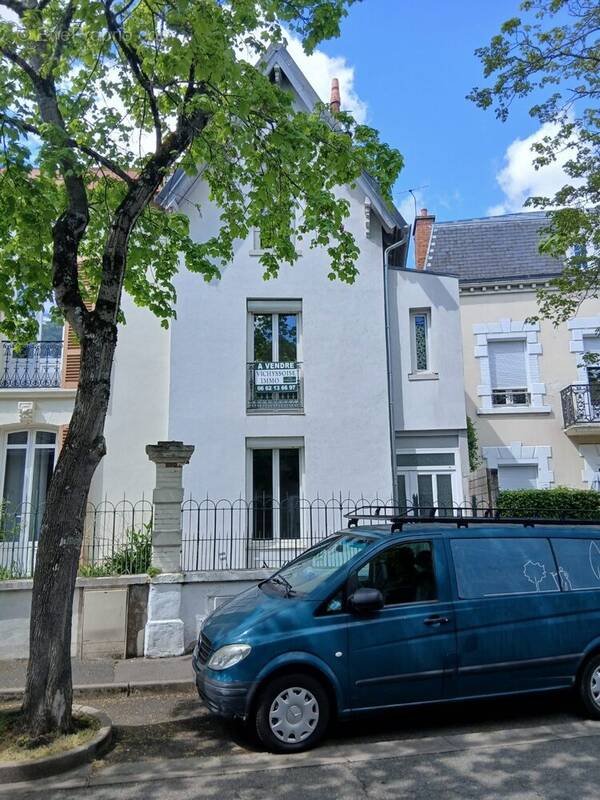 Maison à VICHY
