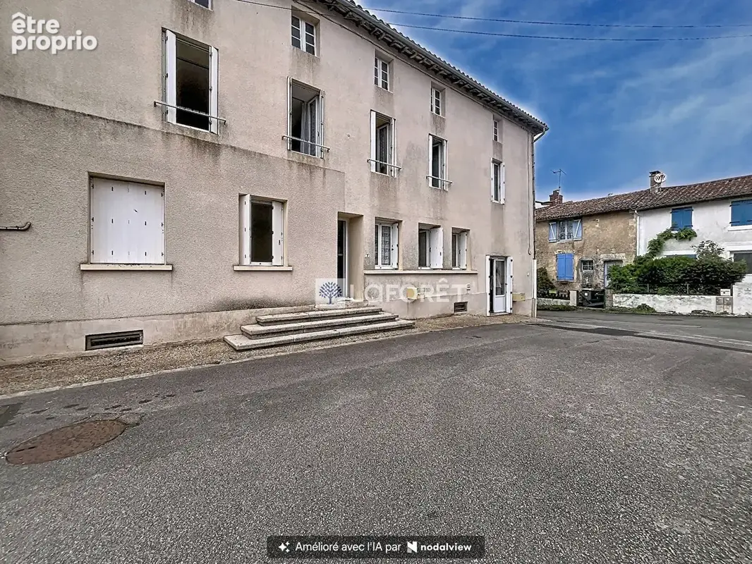 Ensemble immobilier deux logements Beaulieu Sous Parthenay - photo 1