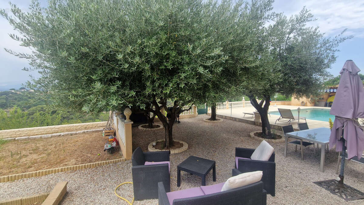 Cagnes sur mer Montaleigne Villa 113 m2 - photo 16