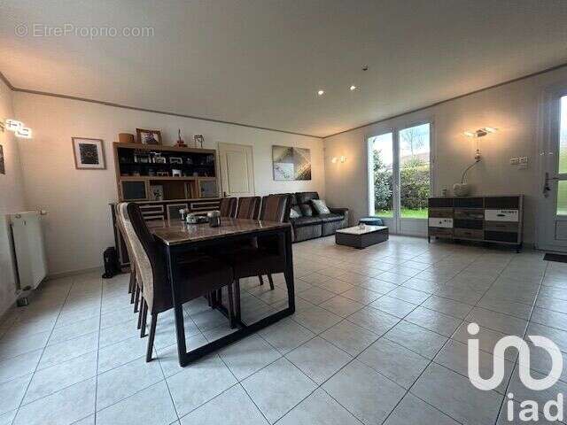 Photo 9 - Maison à SAINT-DENIS-LA-CHEVASSE