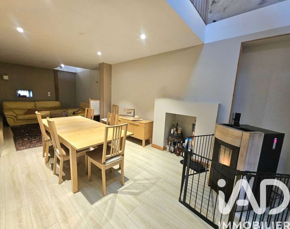 Photo 4 - Maison à PERNAY