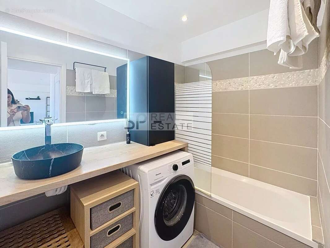 Appartement à LE CANNET