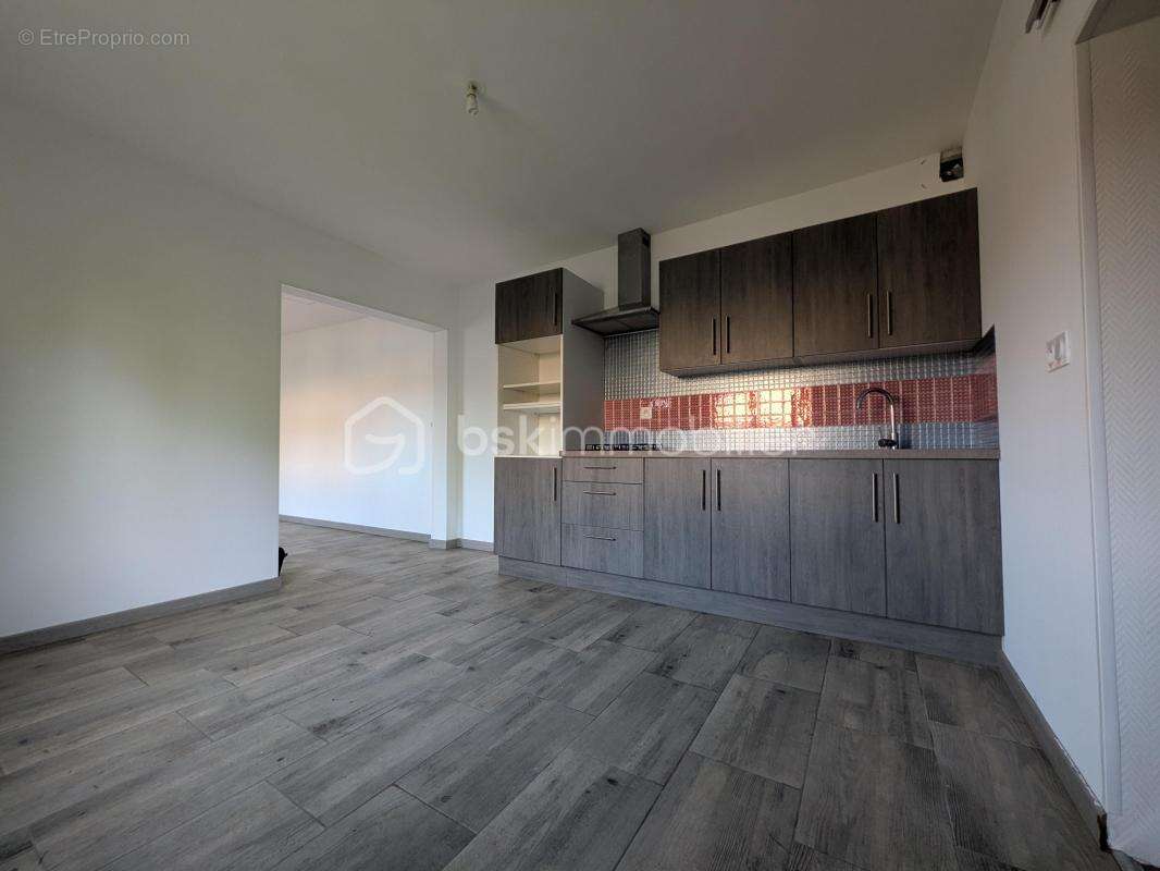 Maison avec dépendance et terrain - photo 6