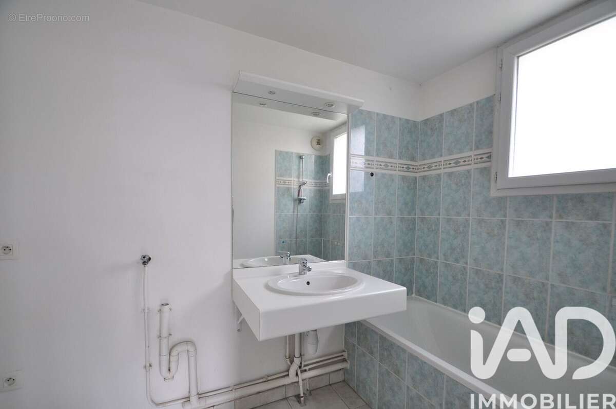 Photo 8 - Appartement à MAGNY-LE-HONGRE
