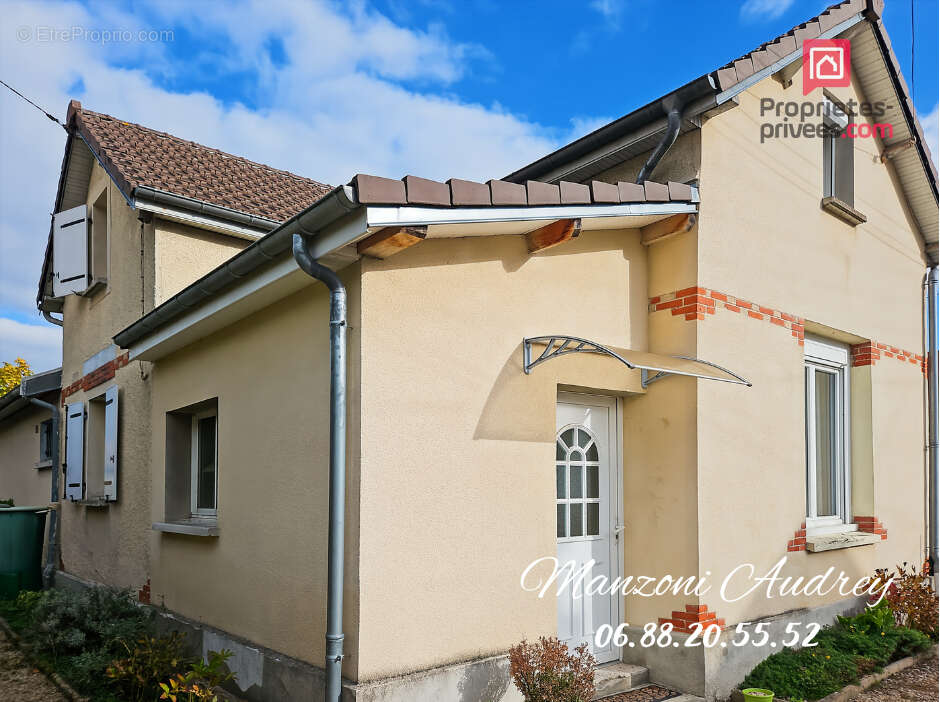 Maison à LA RIVIERE-DE-CORPS