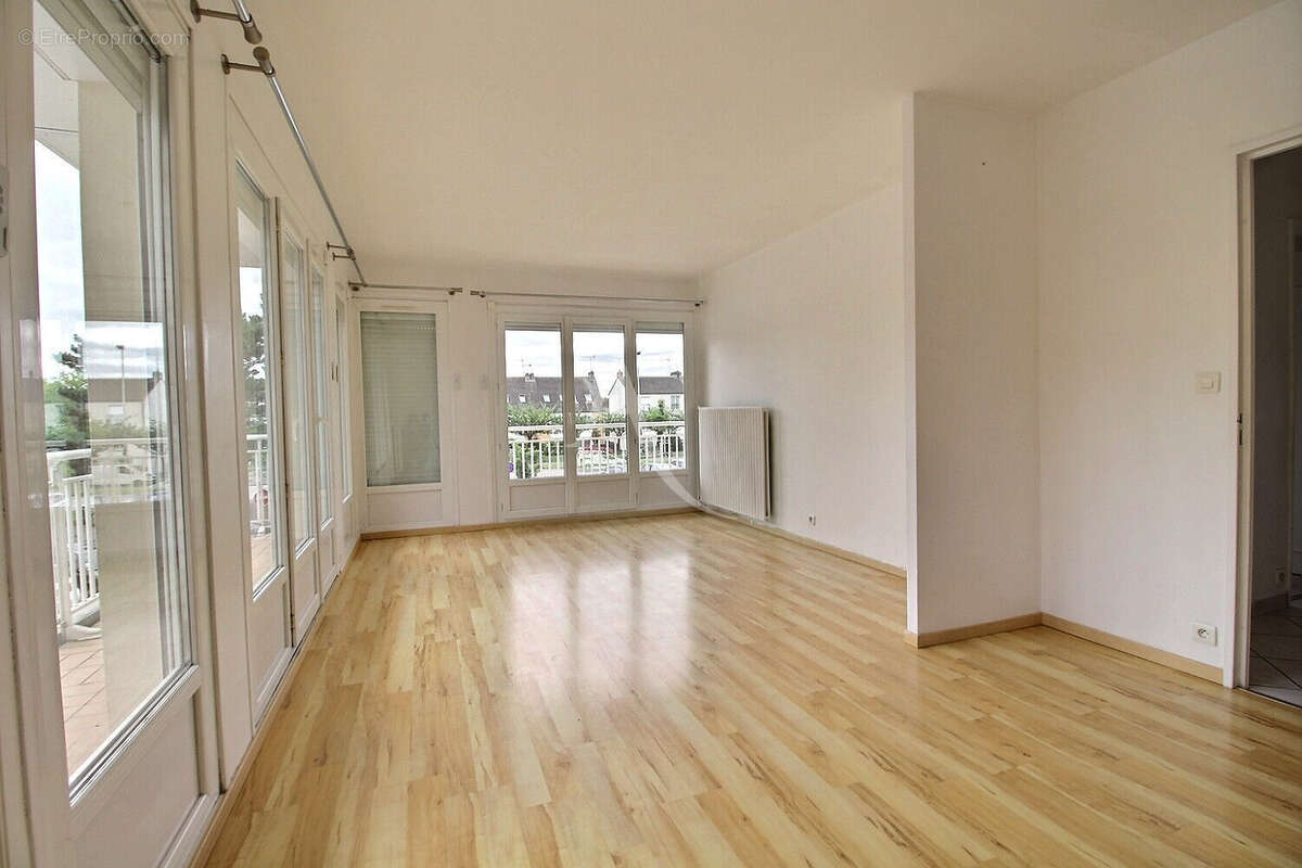 Appartement à MAUREPAS