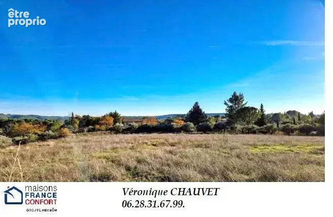 Terrain 628 m² à Lorgues  - photo 4