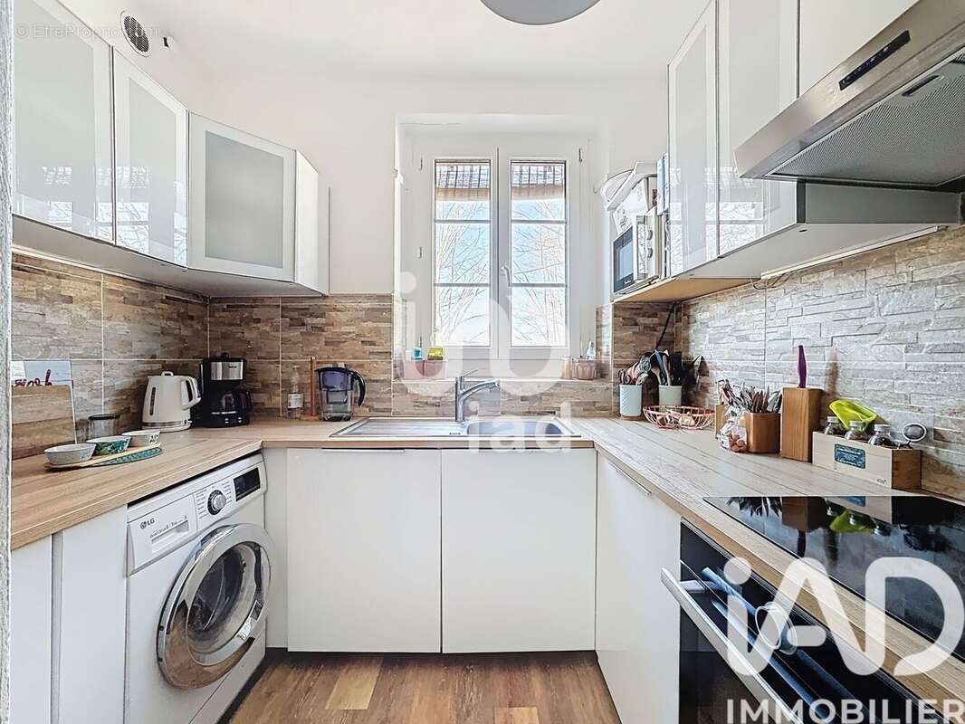 Photo 4 - Appartement à QUINCY-SOUS-SENART