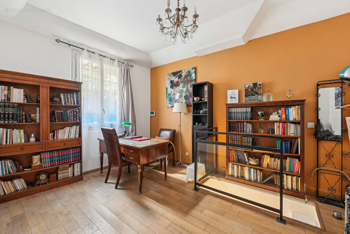 Appartement à PARIS-9E