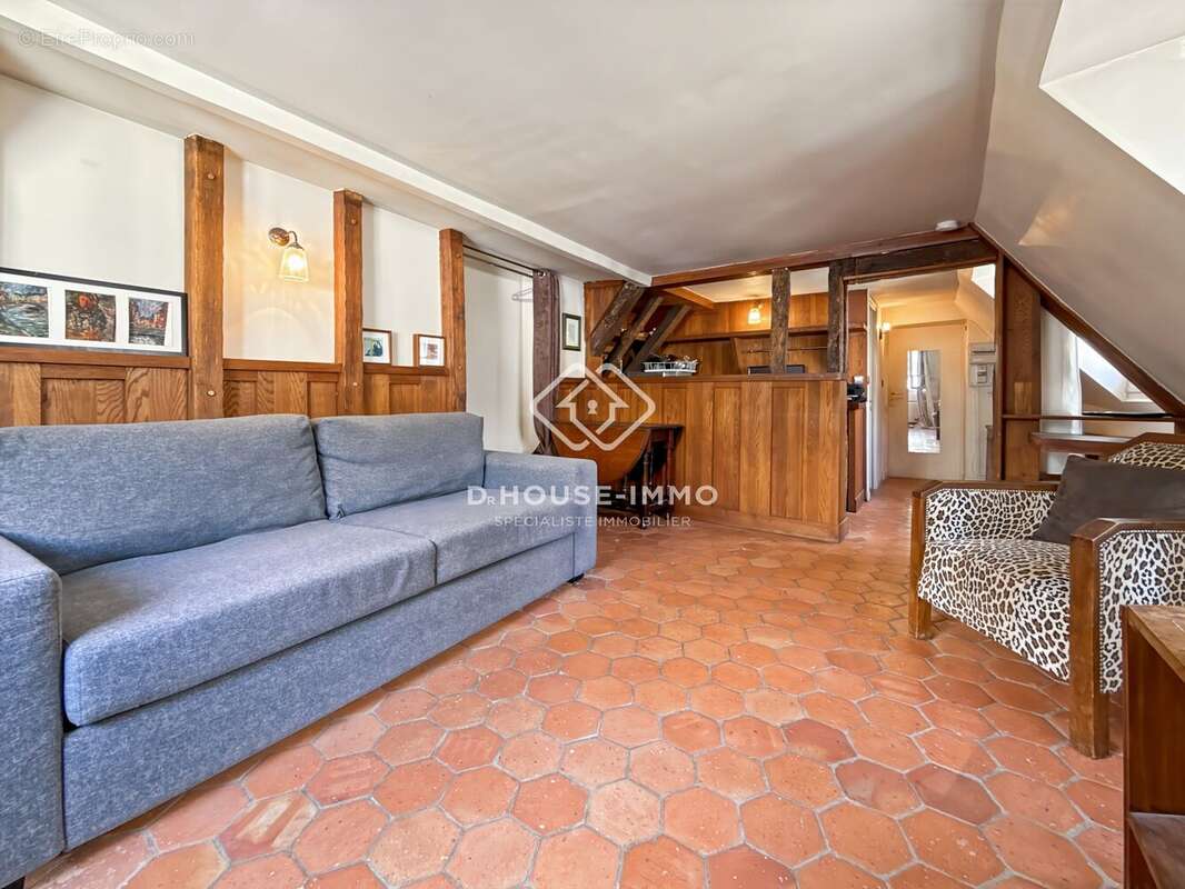 Appartement à PARIS-4E