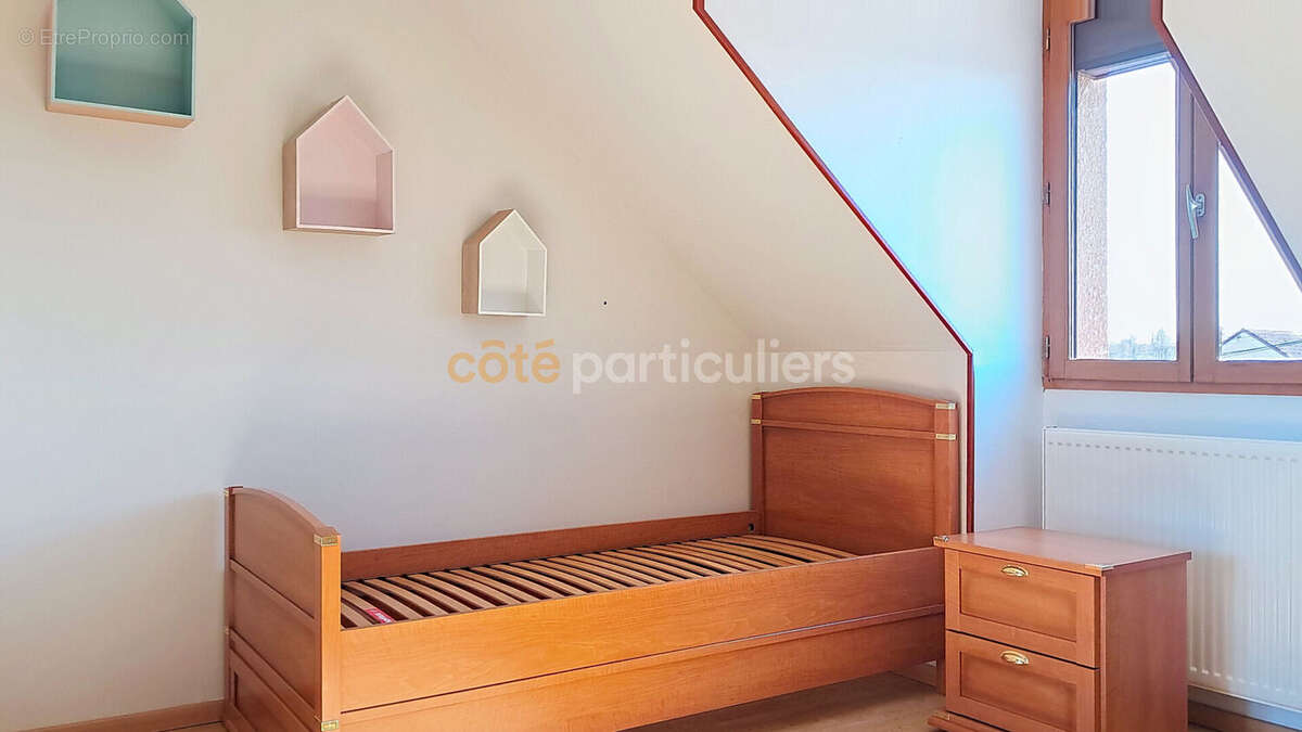 Maison à CORQUILLEROY