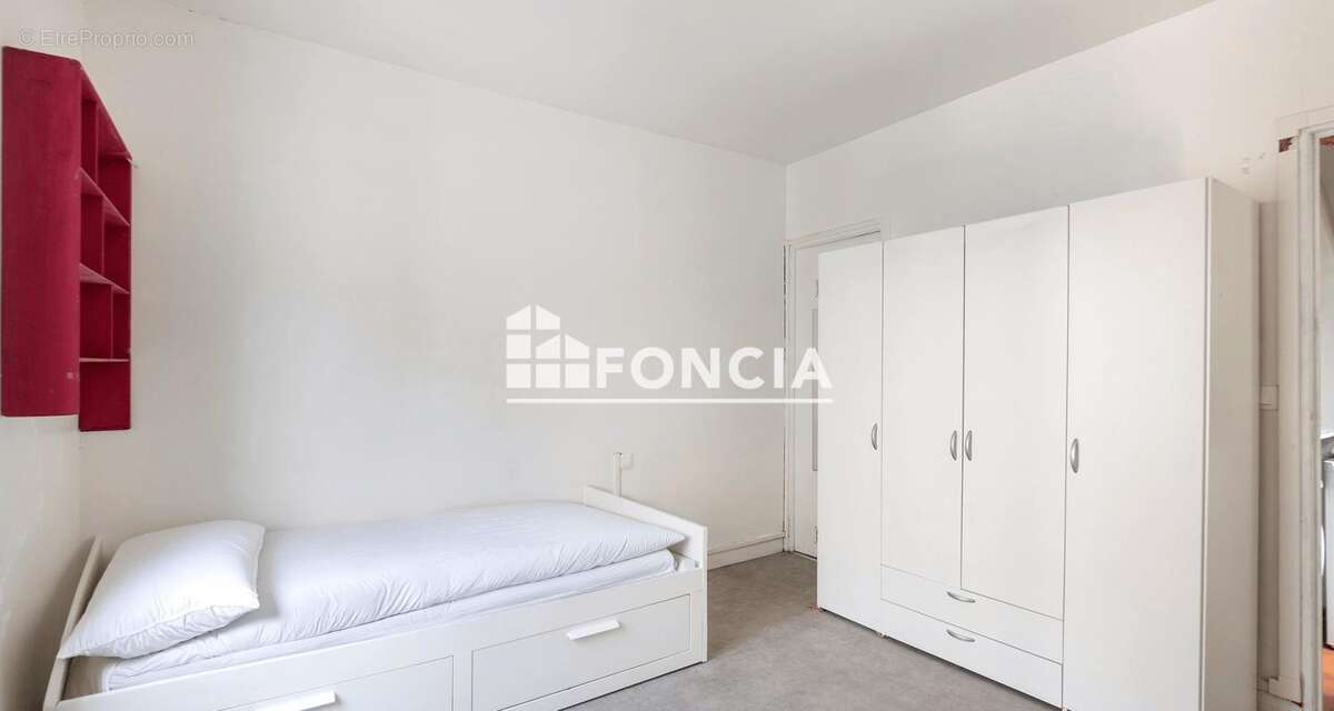 Appartement à PARIS-10E