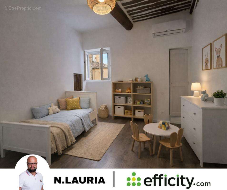 Appartement à LA TOUR-D'AIGUES