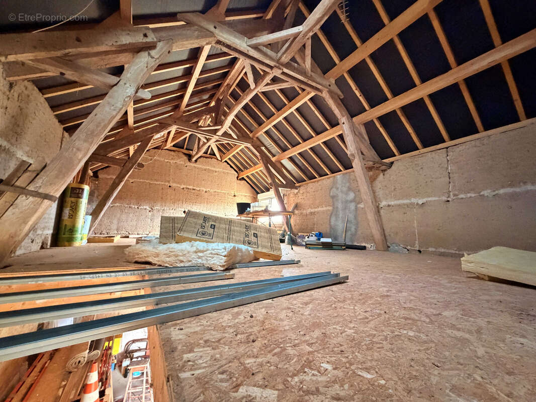 Maison à SAINT-JEAN-DE-SOUDAIN