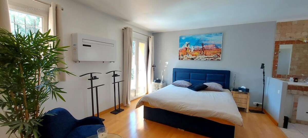 Maison à LA MOTTE