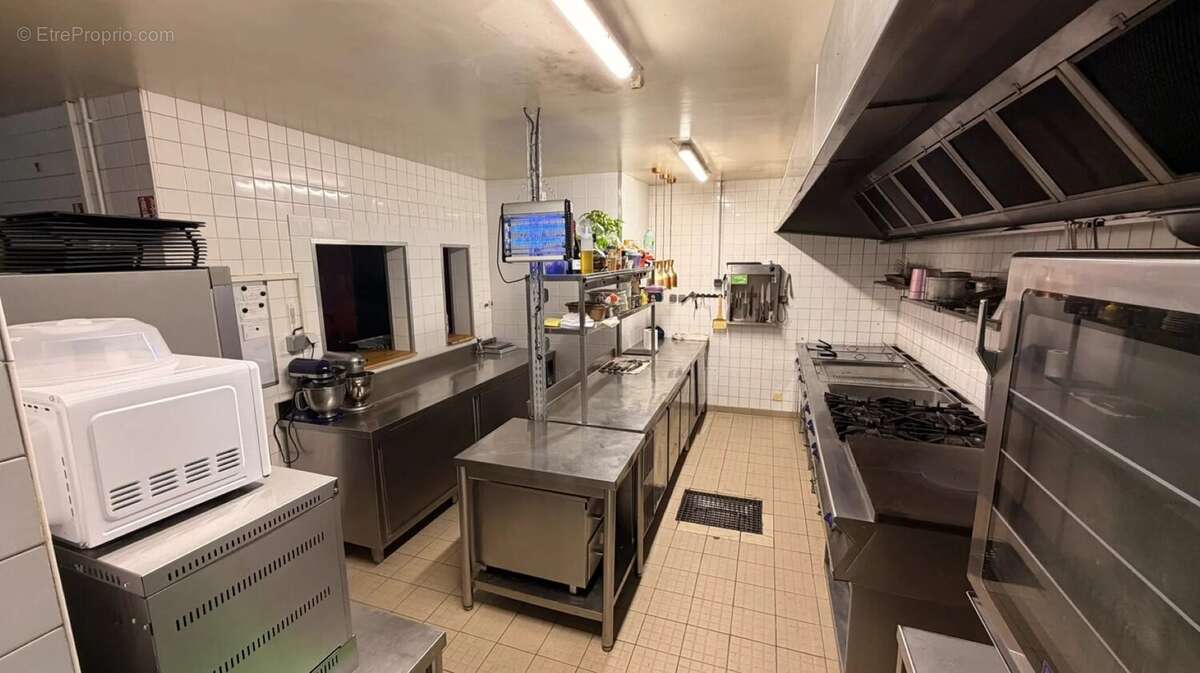 Commerce à CHATENOY-EN-BRESSE