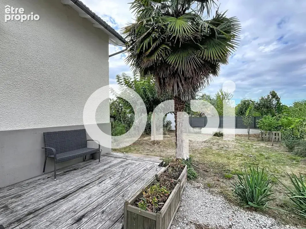 À vendre - maison rénovée à brive-la-gaillarde - photo 12