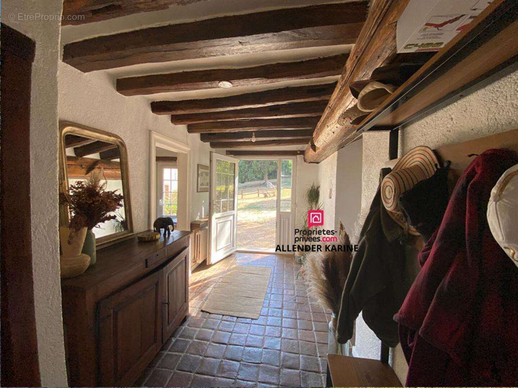 Maison Villechetive 8 pièce(s) 265 m2 - photo 16