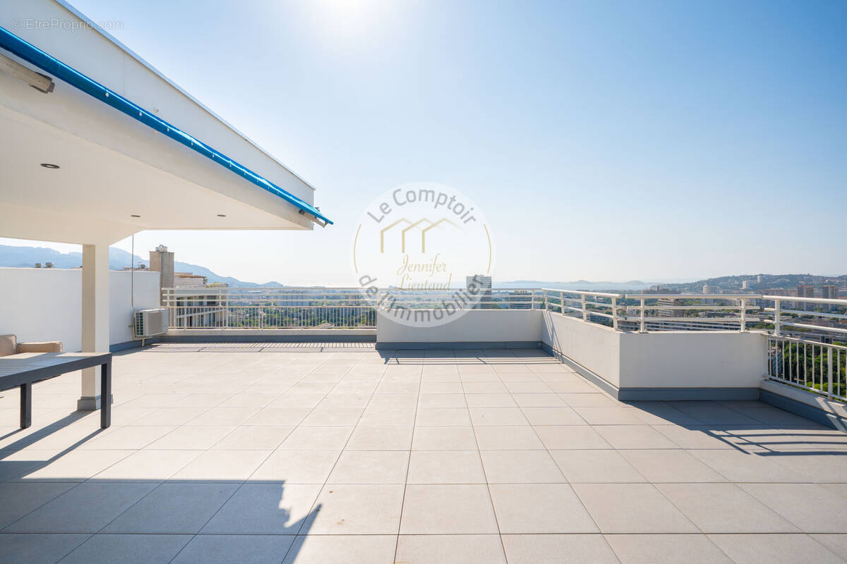 Appartement à MARSEILLE-9E