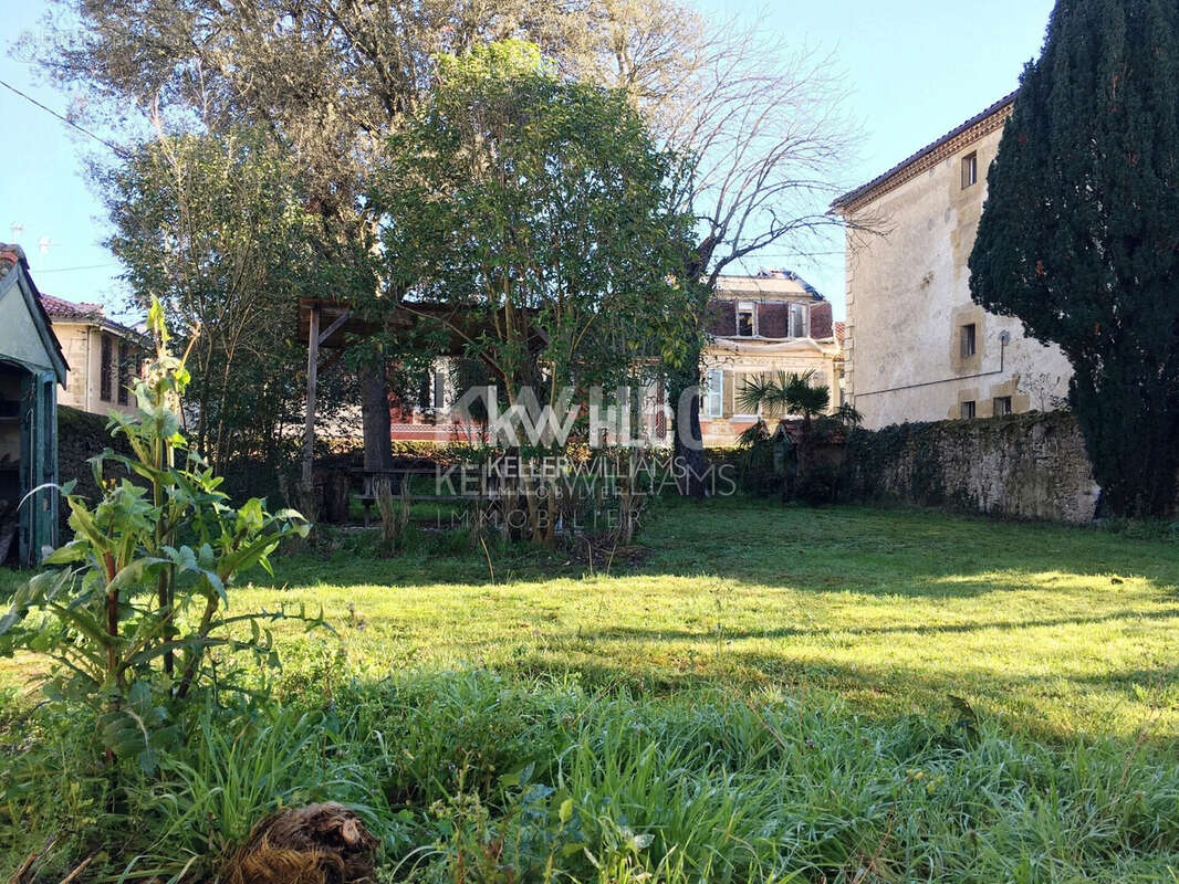 Maison à MIRANDE