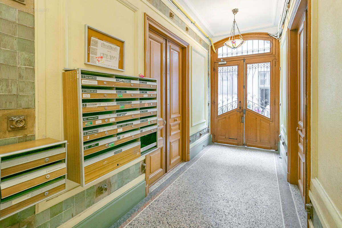 Appartement à PARIS-12E