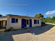 Appartement à SAINT-MARTIN-DE-LA-BRASQUE