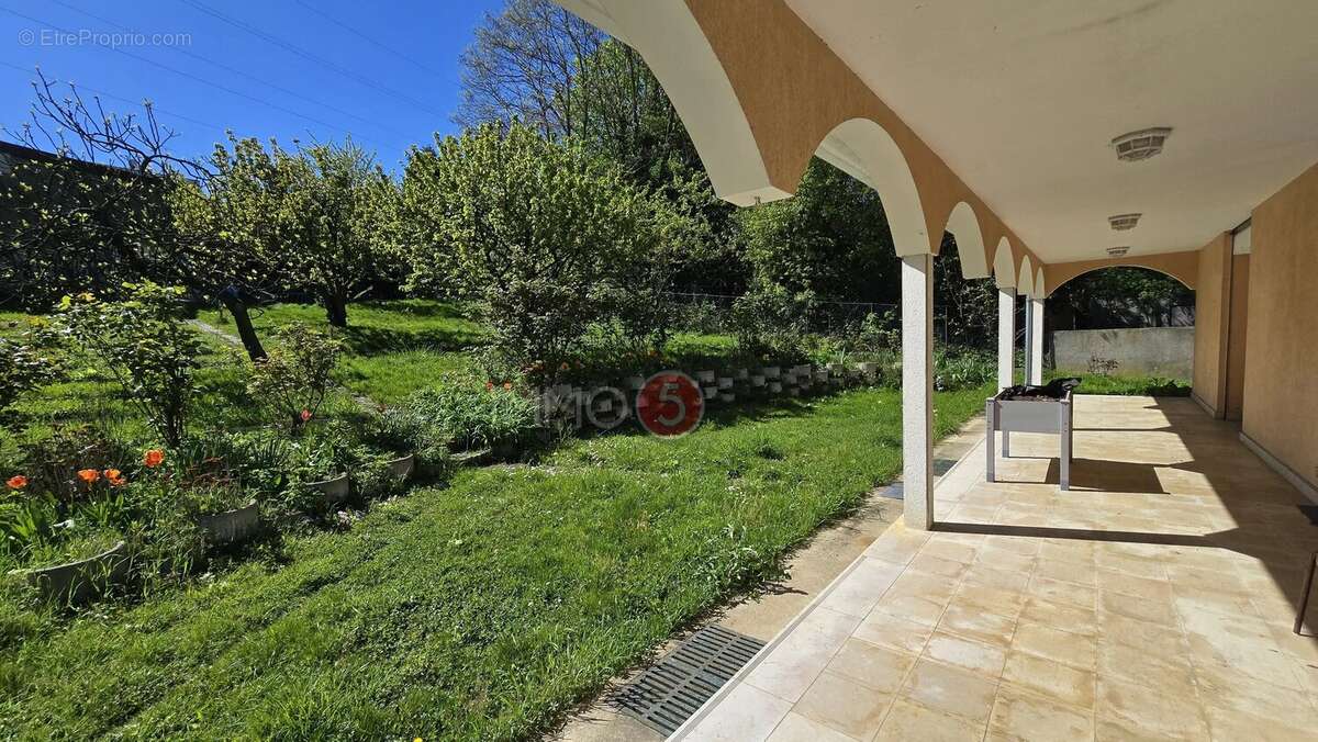 Maison à VILLEMOMBLE