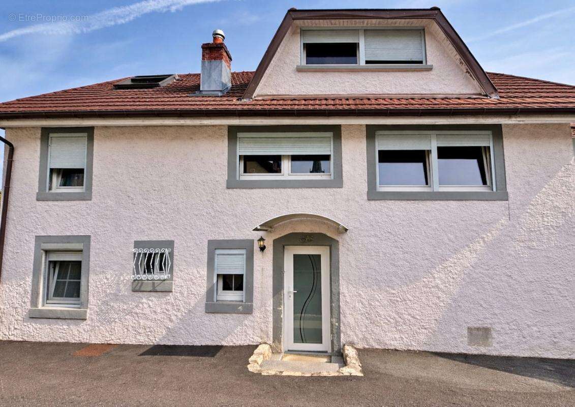 Maison en pierre avec piscine , 125 m² , Jardin sans vis-à-vis - photo 2