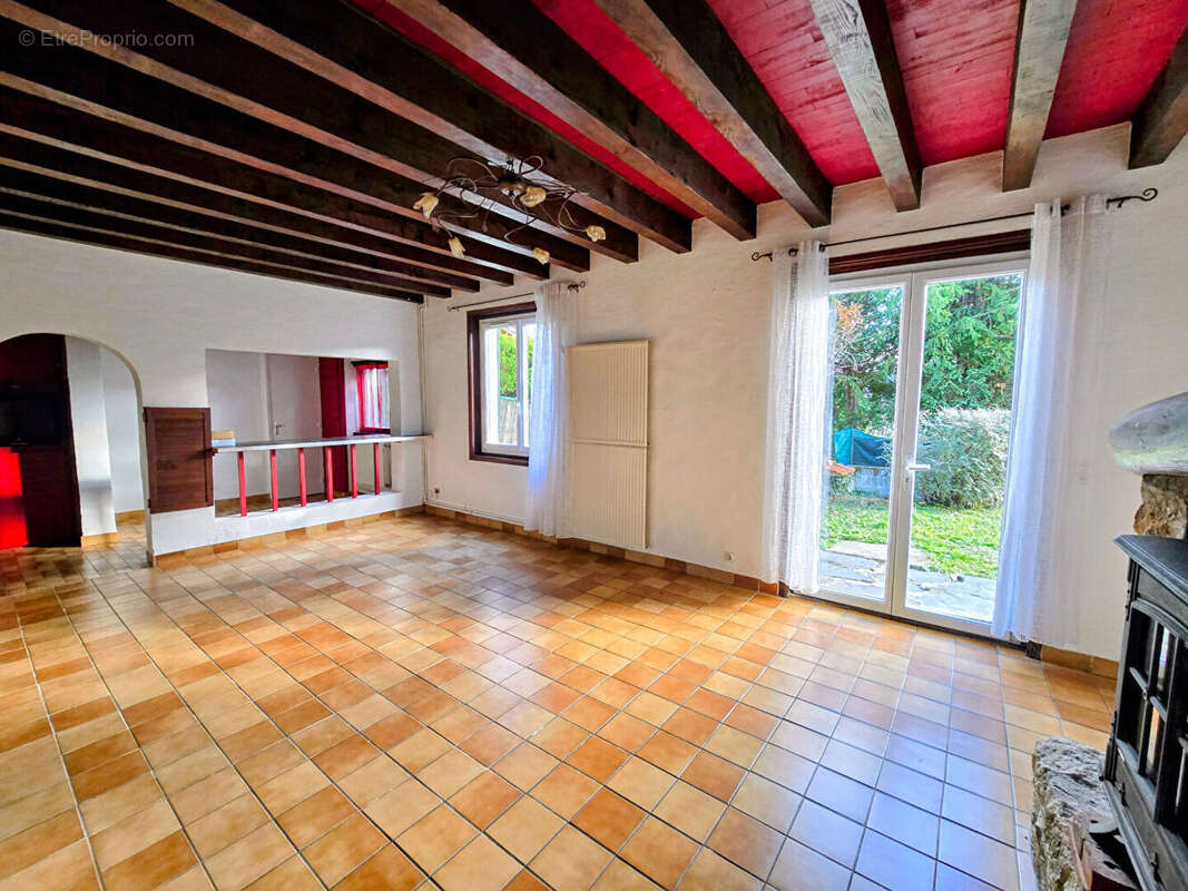 Secteur Capucins maison T3 avec jardin et parking - photo 4