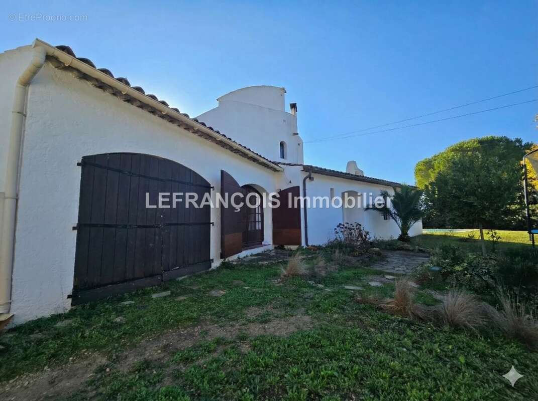 Maison à PEYMEINADE