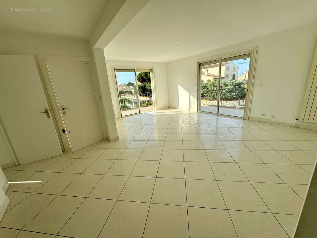 Maison à PEROLS