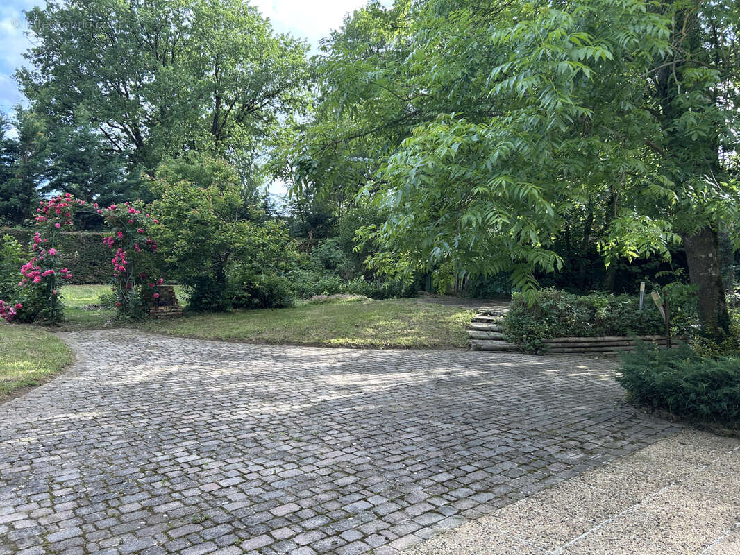 Maison à RIVARENNES