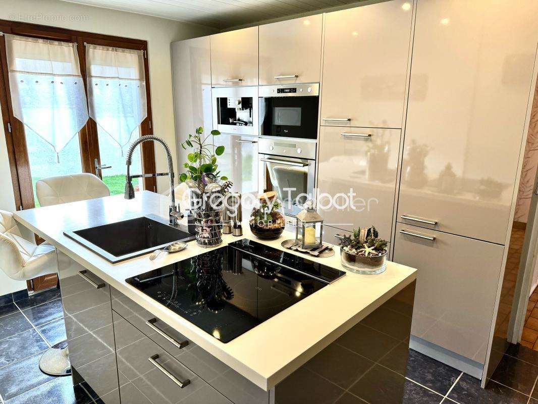 Maison à SAINT-PIERRE-LES-ELBEUF